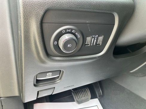 New 2026 Jeep Grand Cherokee Limited AWD/4WD image 14