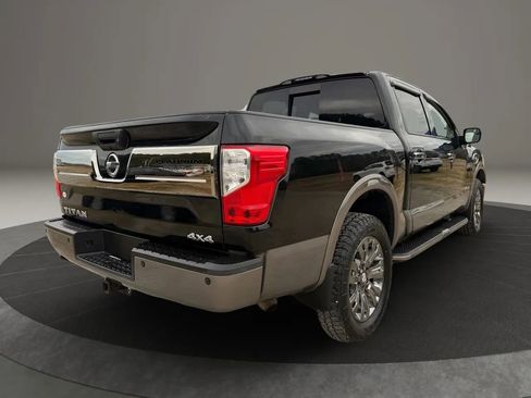Used 2017 Nissan Titan Platinum Reserve image 5