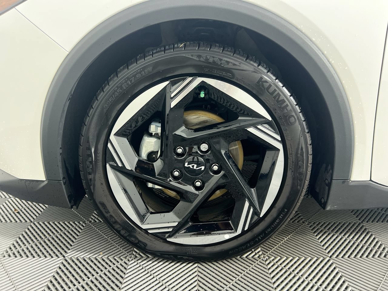 New 2026 Kia K4 GT-Line Turbo FWD image 13