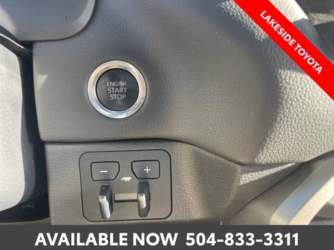 Used 2023 Toyota Tundra Limited AWD/4WD image 36