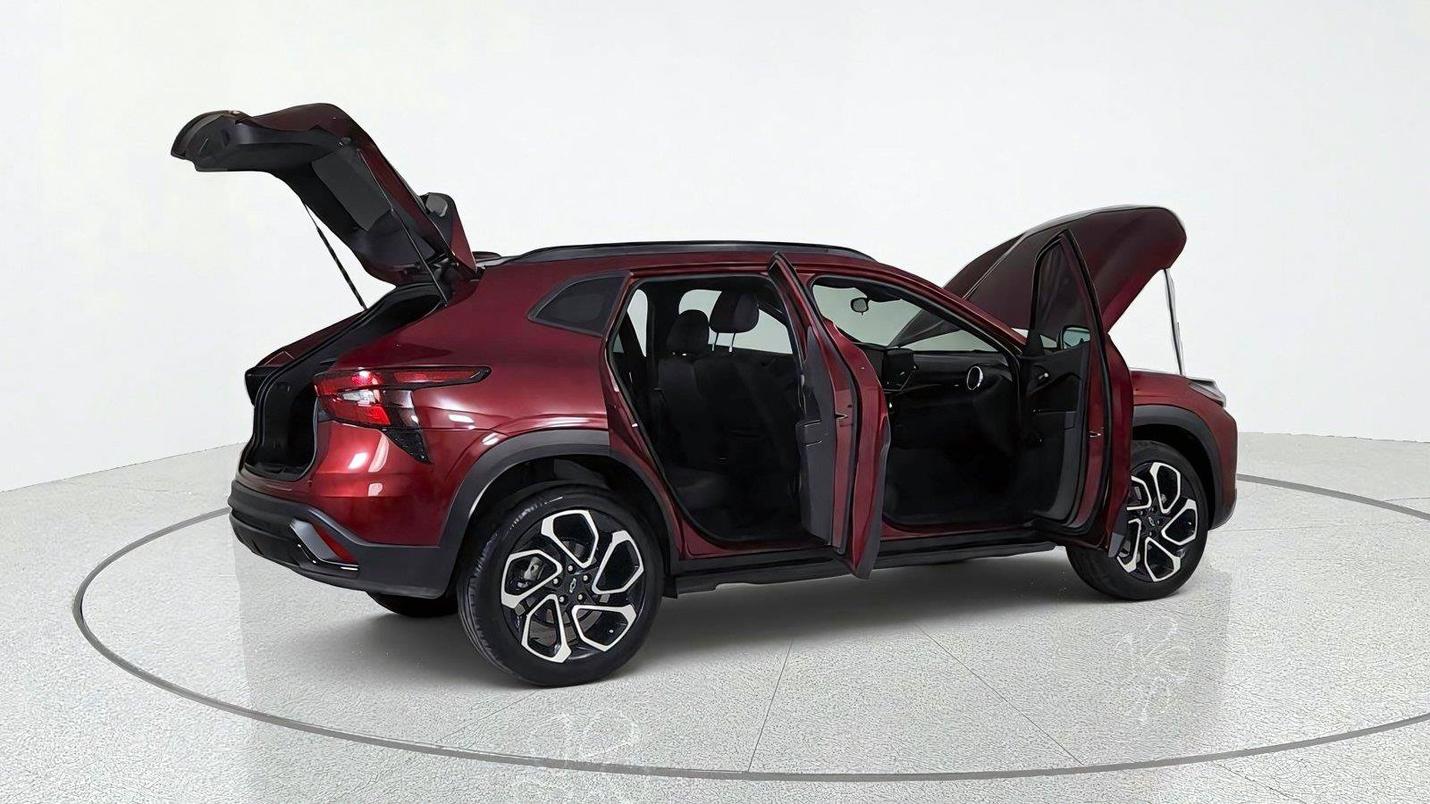 Used 2024 Chevrolet Trax RS w/ Driver Confidence Package FWD image 14