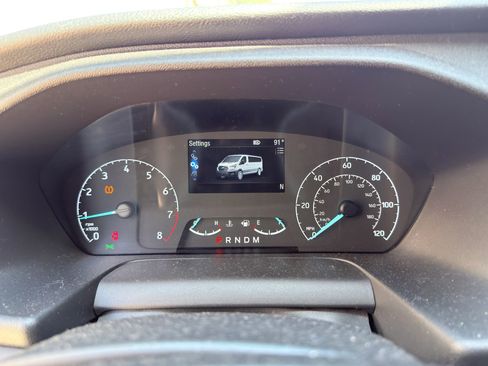 Used 2020 Ford Transit 350 XLT image 11