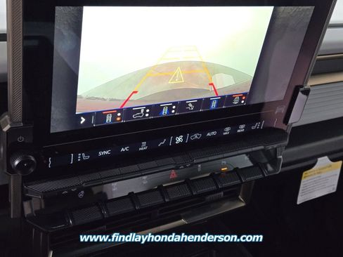 Used 2024 GMC Hummer EV 2X w/ Extreme Off-Road Package image 29