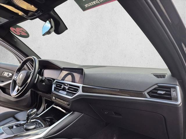Used 2020 BMW 330i Sedan w/ Premium Package RWD image 24