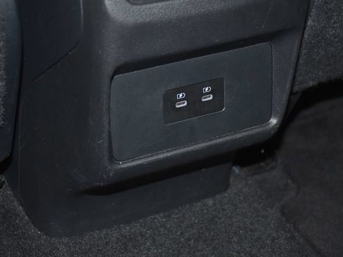 Used 2025 Nissan Rogue SV AWD/4WD image 27