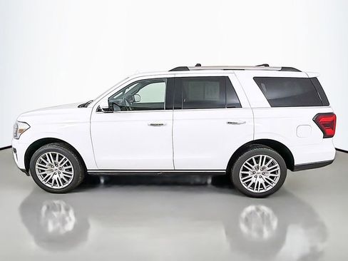 Used 2024 Ford Expedition Limited image 18