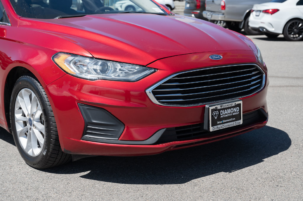 Used 2020 Ford Fusion SE FWD image 9