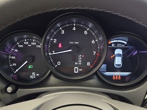 Certified 2025 Porsche Macan AWD/4WD image 15