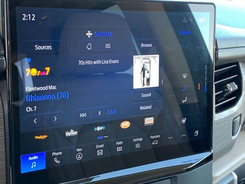 Used 2024 Ford Expedition Limited image 21