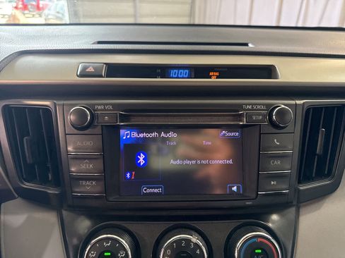 Used 2013 Toyota RAV4 LE FWD image 26