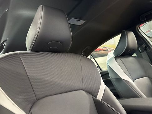 New 2026 Toyota Camry SE FWD image 18