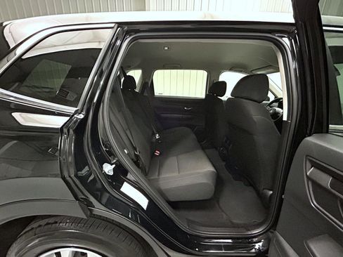 Used 2025 Honda CR-V LX image 18