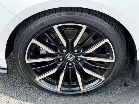 Certified 2025 Honda Accord Touring image 5