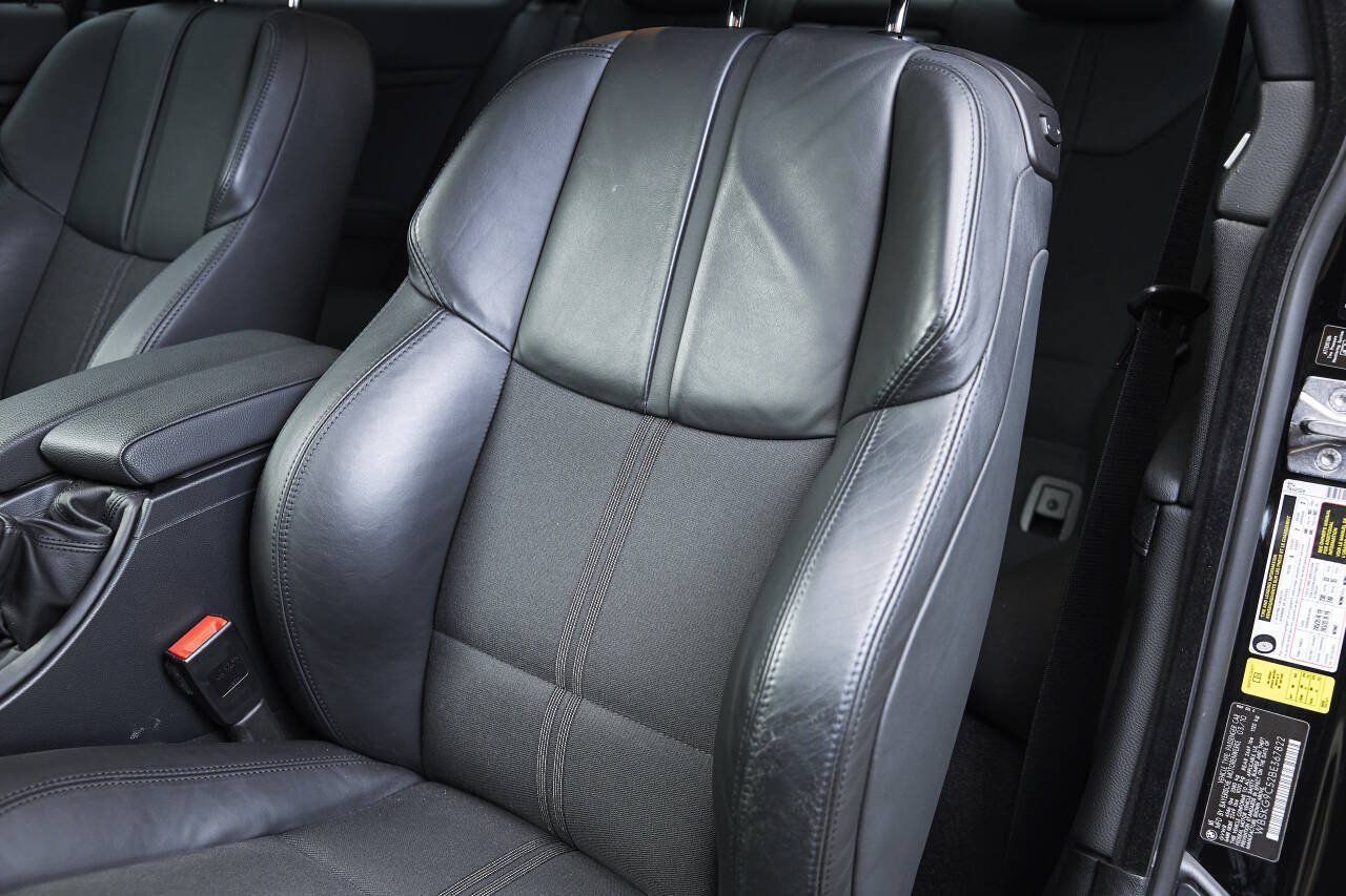 Used 2011 BMW M3 Coupe RWD image 75