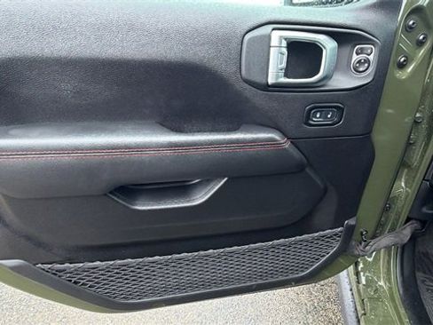 Used 2023 Jeep Gladiator Rubicon w/ Trailer Tow Package image 19