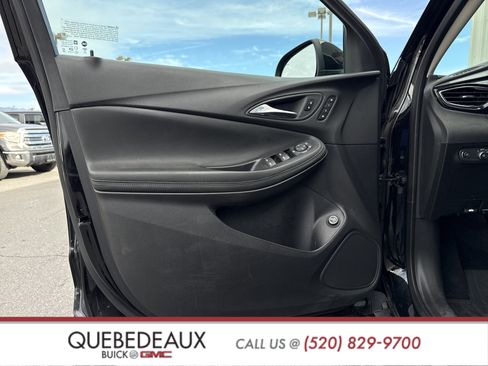 Used 2023 Buick Encore GX Essence w/ Experience Buick Package image 3