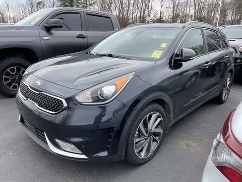 Used 2017 Kia Niro Touring w/ Advanced Technology Package image 1