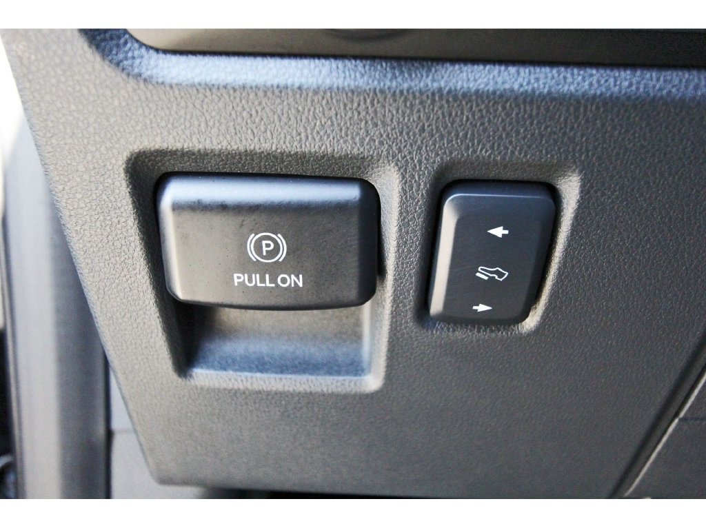 Certified 2023 Ford F150 Platinum w/ Equipment Group 701A High AWD/4WD image 25