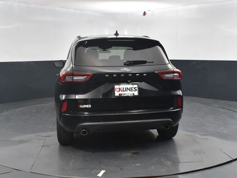 Used 2024 Ford Escape ST-Line image 6