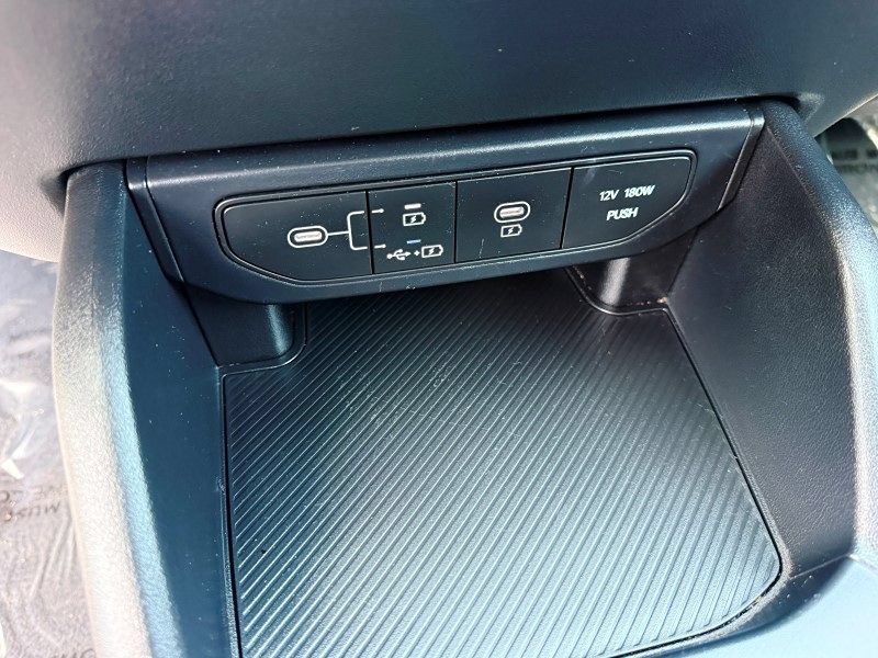 Used 2026 Kia K4 FWD image 25