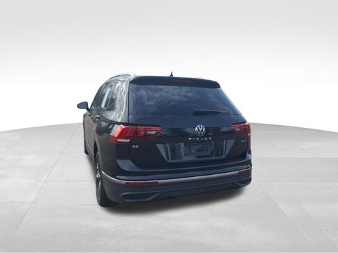 Used 2024 Volkswagen Tiguan SE image 12