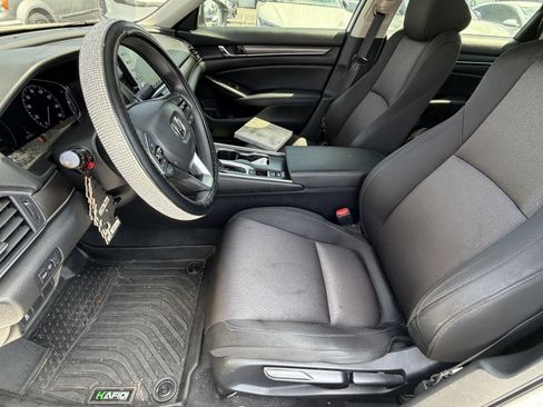 Used 2020 Honda Accord LX image 11
