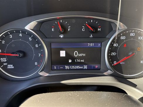 Used 2020 GMC Acadia SLT AWD/4WD image 8