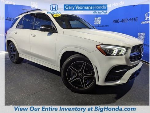 Used 2022 Mercedes-Benz GLE 350 w/ AMG Line Exterior image 2