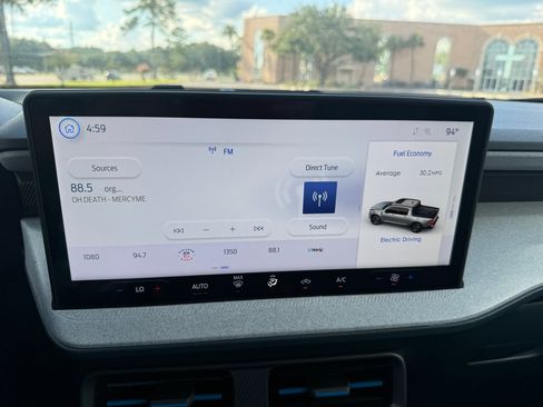 Used 2025 Ford Maverick XLT image 29