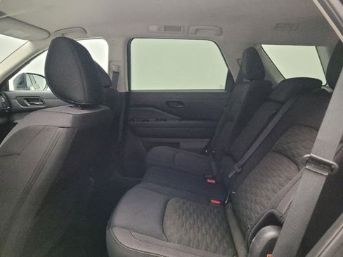 Used 2023 Nissan Pathfinder SV FWD image 18