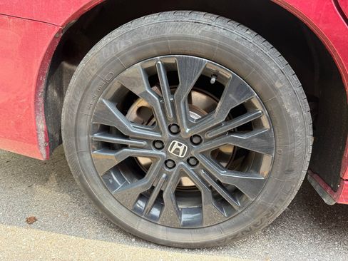 Used 2025 Honda Odyssey Sport-L image 10