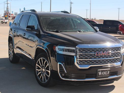 Used 2020 GMC Acadia Denali w/ LPO, Floor Liner Package image 6