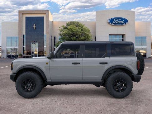 New 2026 Ford Bronco Badlands AWD/4WD image 3