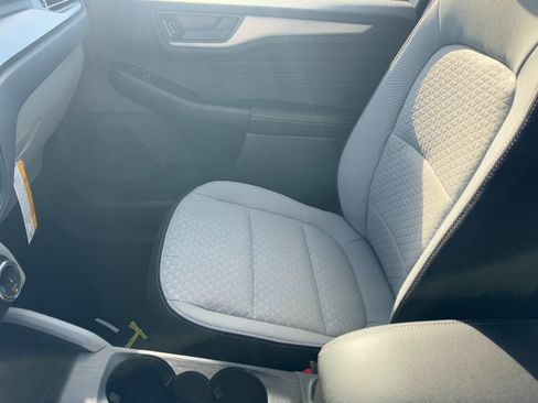 New 2025 Ford Escape Active w/ Cold Weather Package image 8