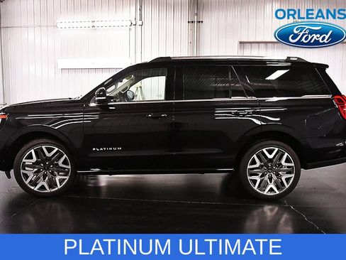 Used 2025 Ford Expedition Platinum w/ Platinum Ultimate Package AWD/4WD image 4