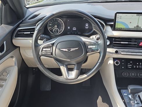 Used 2024 Genesis G70 2.5T AWD/4WD image 30