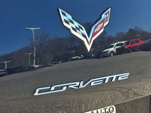 Used 2016 Chevrolet Corvette Stingray Coupe w/ 2LT Preferred Equipment Group image 28