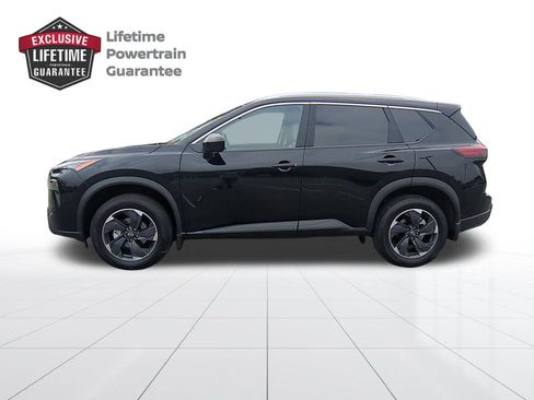 Certified 2026 Nissan Rogue SV w/ SV Premium Package image 6