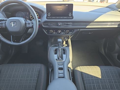 Used 2024 Honda HR-V Sport image 16