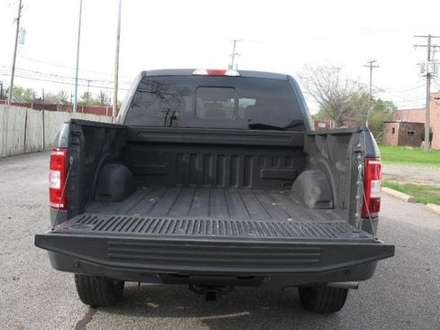 Used 2018 Ford F150 XLT w/ Equipment Group 302A Luxury image 10