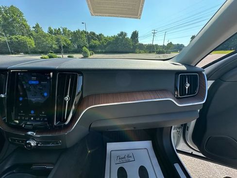 Used 2023 Volvo XC60 B5 Plus w/ Climate Package FWD image 16