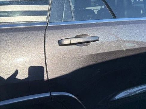 Used 2015 Jeep Grand Cherokee Altitude AWD/4WD image 27