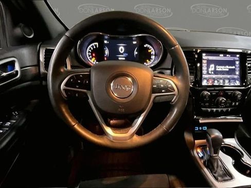 Used 2019 Jeep Grand Cherokee Altitude AWD/4WD image 19