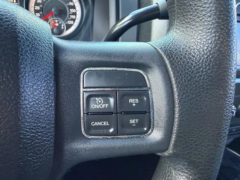 Used 2014 RAM 1500 Express image 22