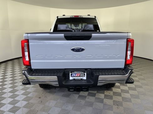 New 2026 Ford F250 XLT w/ Tremor Off-Road Package image 4