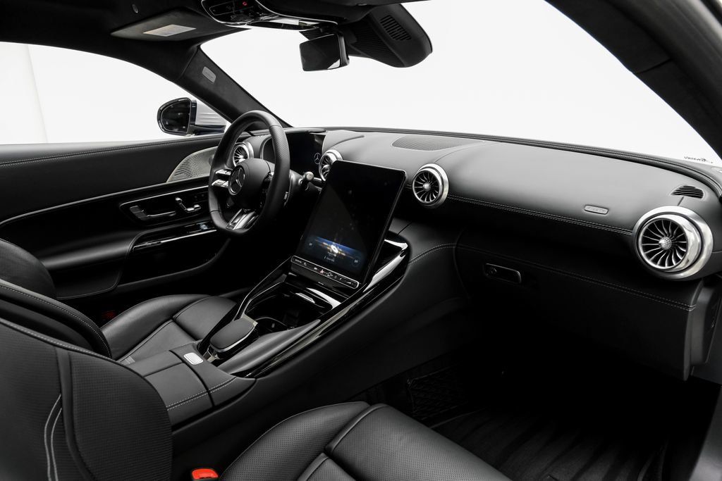 Used 2025 Mercedes-Benz AMG GT 63 image 16