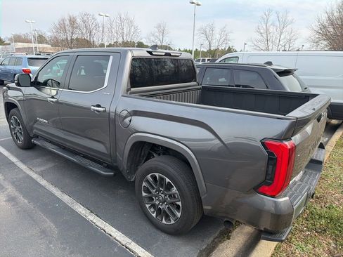 Used 2025 Toyota Tundra Limited image 5