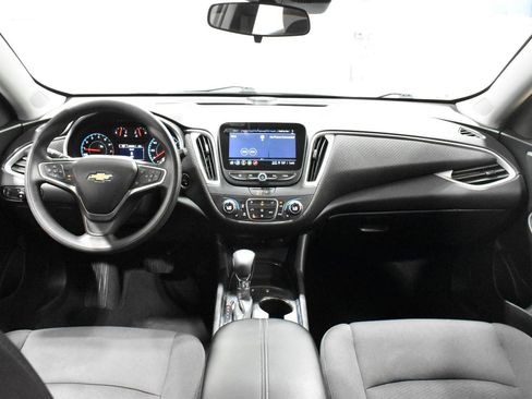 Used 2023 Chevrolet Malibu LT w/ Driver Confidence Package FWD image 5