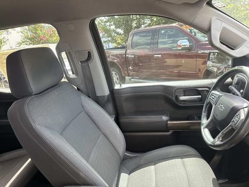 Used 2020 Chevrolet Silverado 1500 RST AWD/4WD image 12