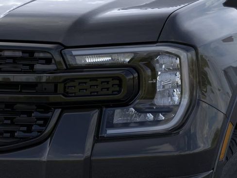 New 2026 Ford Ranger XLT w/ Black Appearance Package RWD image 18
